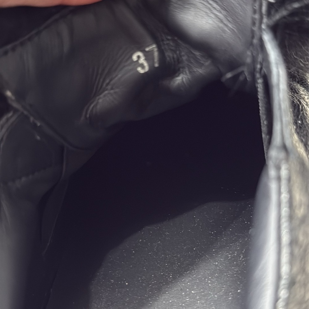 MONCLER Victoire Leather Fur Sneakers - Picture 10 of 11